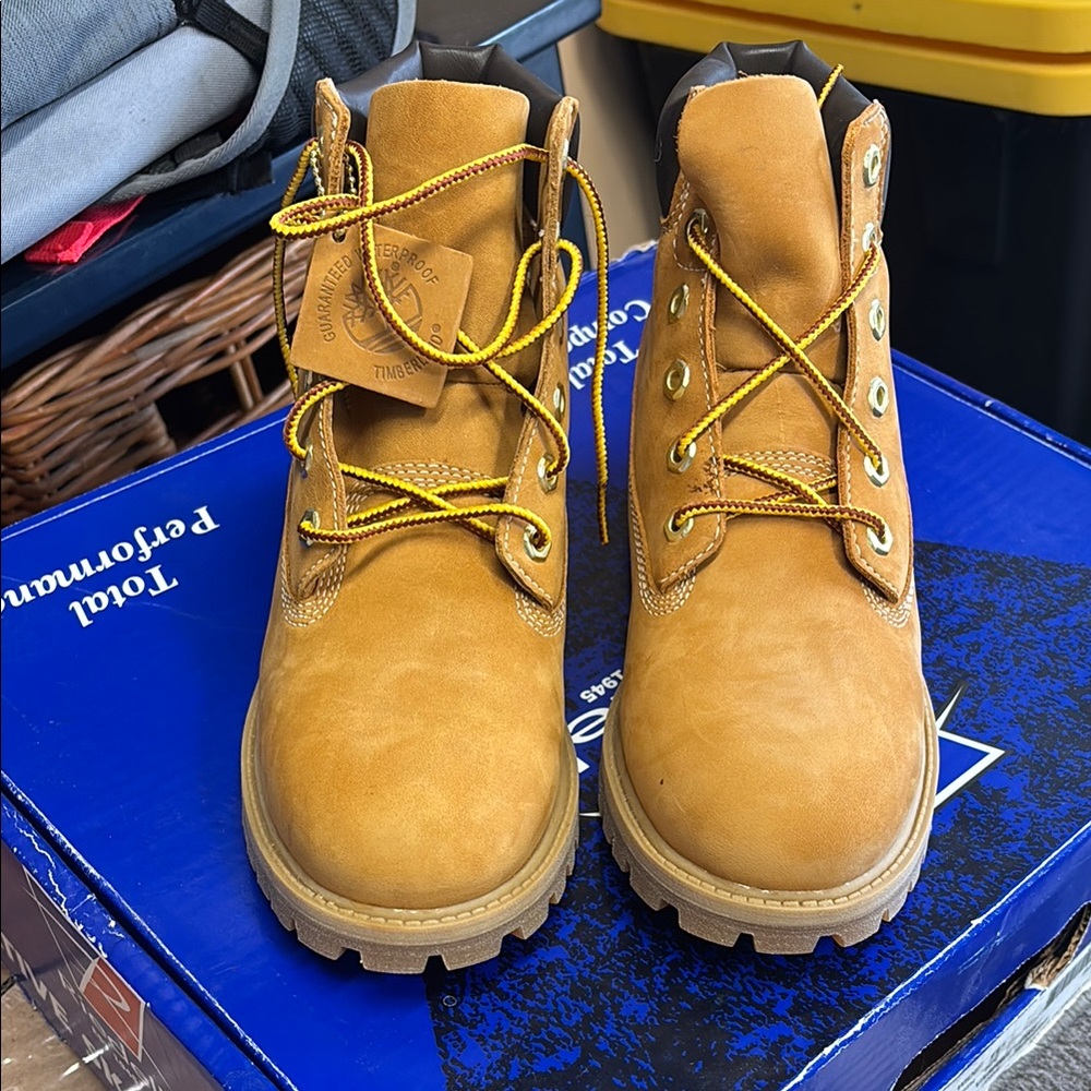 Timberland Tan Boots Rugged Outdoor Style